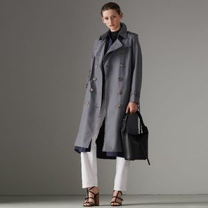 Burberry - Long Kensington Heritage Trench Coat
